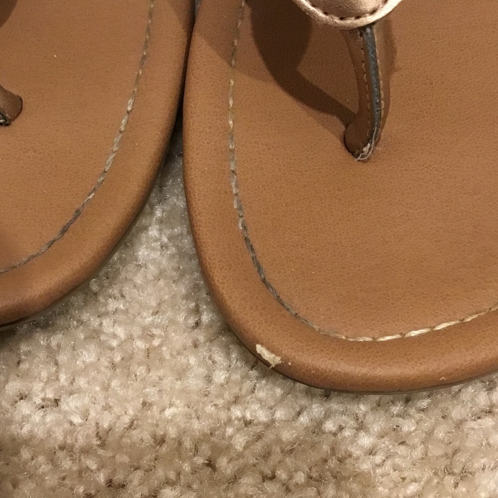 American Eagle Gold Braided Sandals - Picture 9 of 9